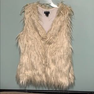 FAUX FUR VEST-EXCELLENT CONDITION